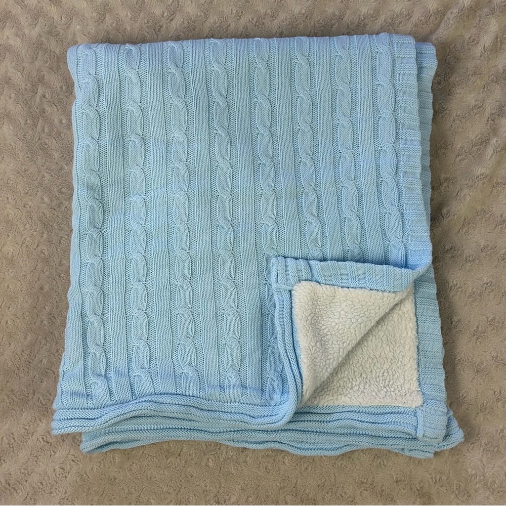 Baby Mode Signature Blue Cable Sweater Knit Baby Blanket White